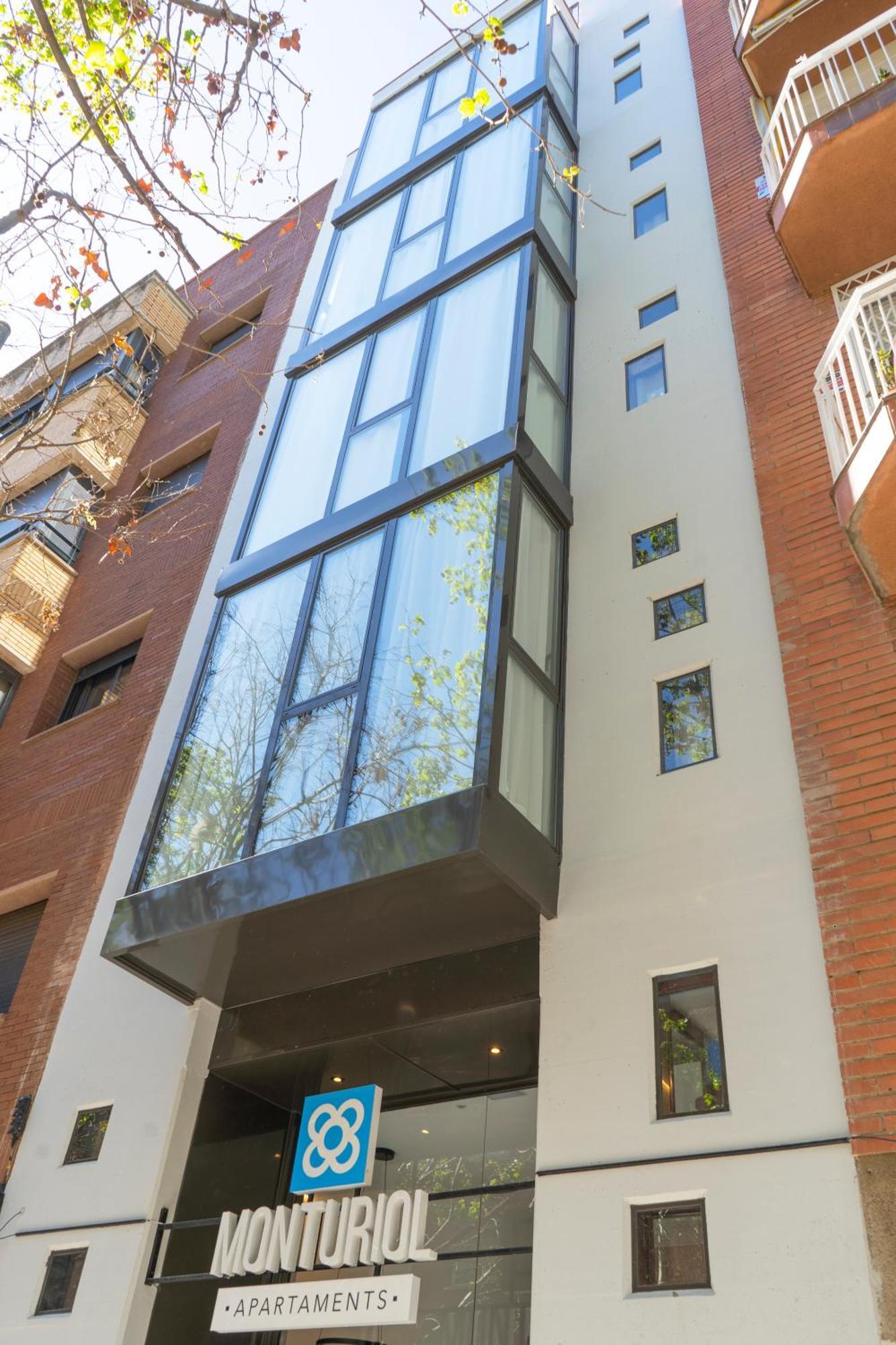 Monturiol Apartaments Барселона Экстерьер фото