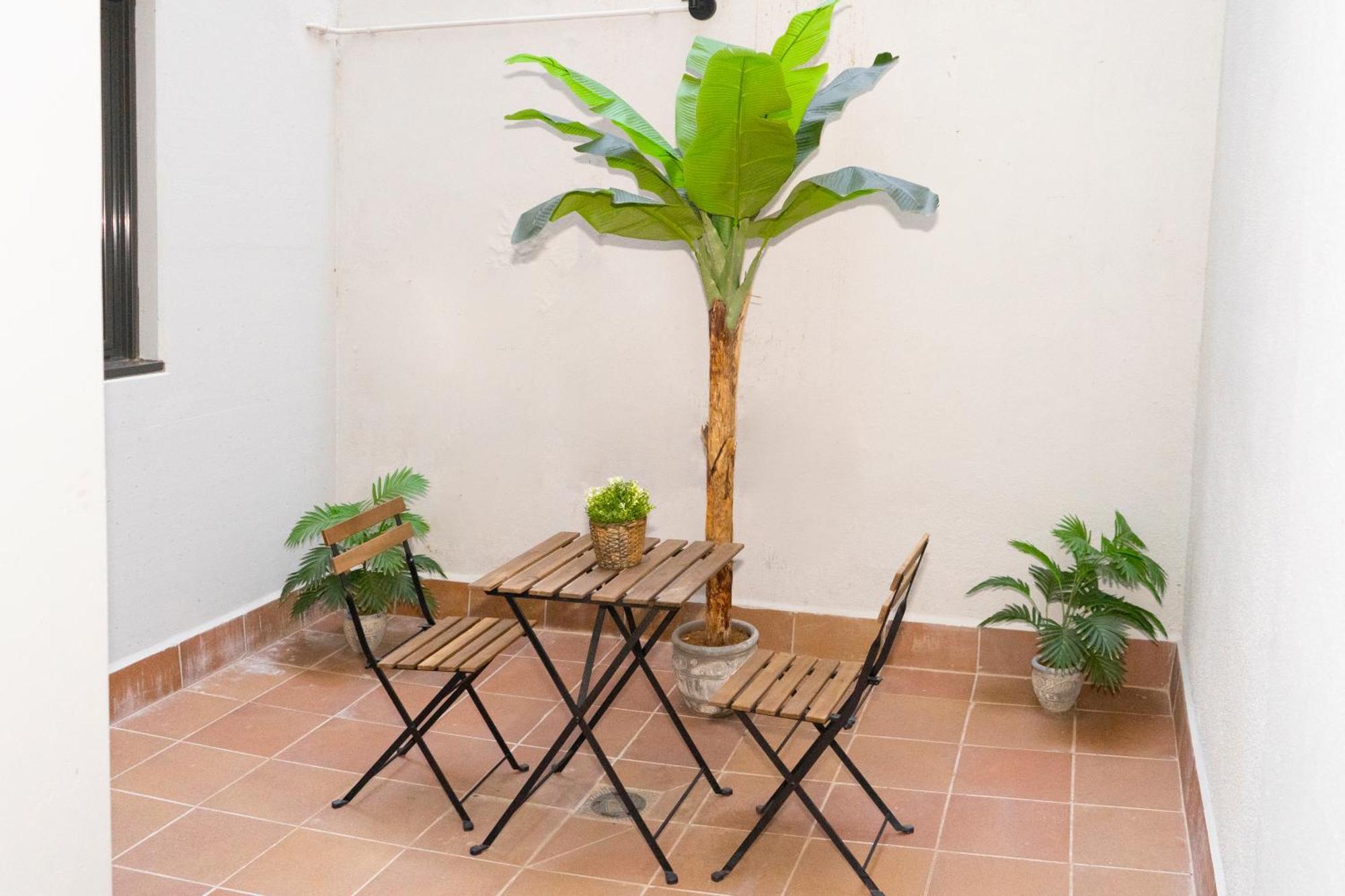 Monturiol Apartaments Барселона Номер фото